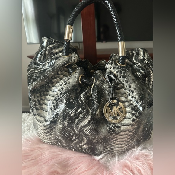 Vintage Michael Kors Snake skin hand bag - Picture 3 of 9
